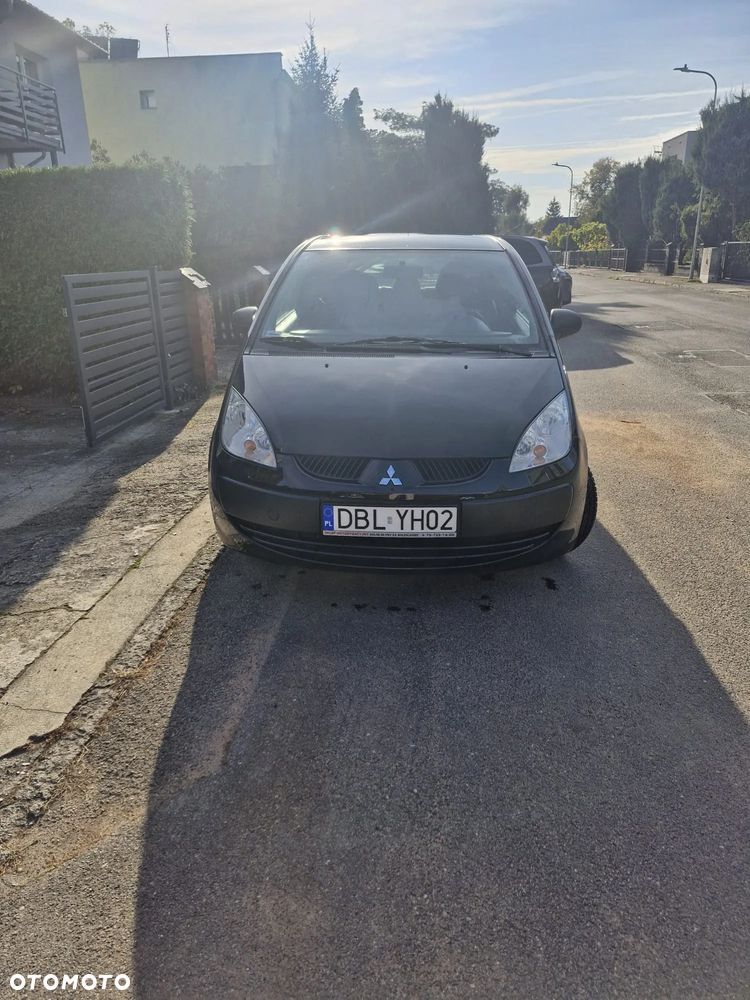 Mitsubishi Colt - 3