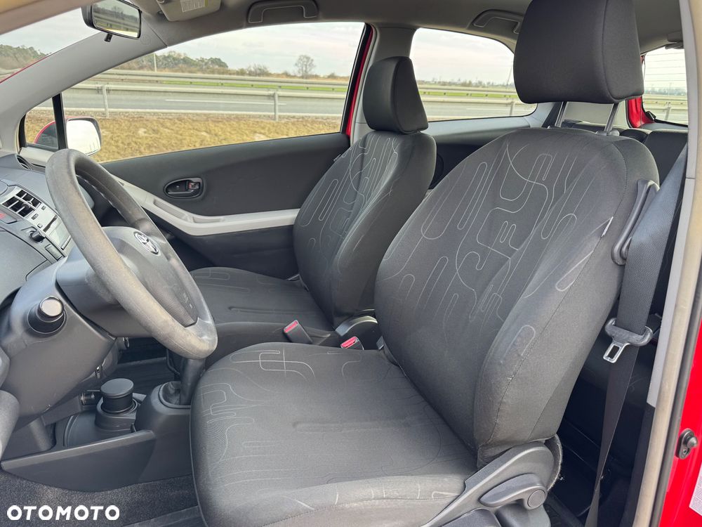 Toyota Yaris 1.0 Luna EU5 - 21