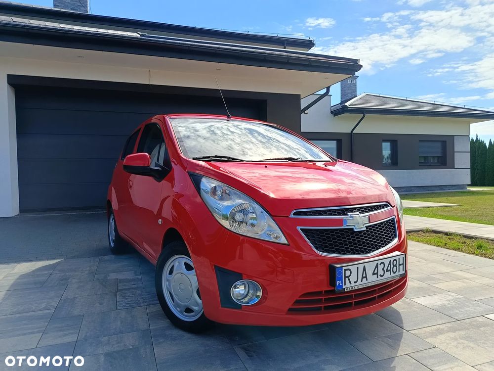 Chevrolet Spark 1.0 + - 2