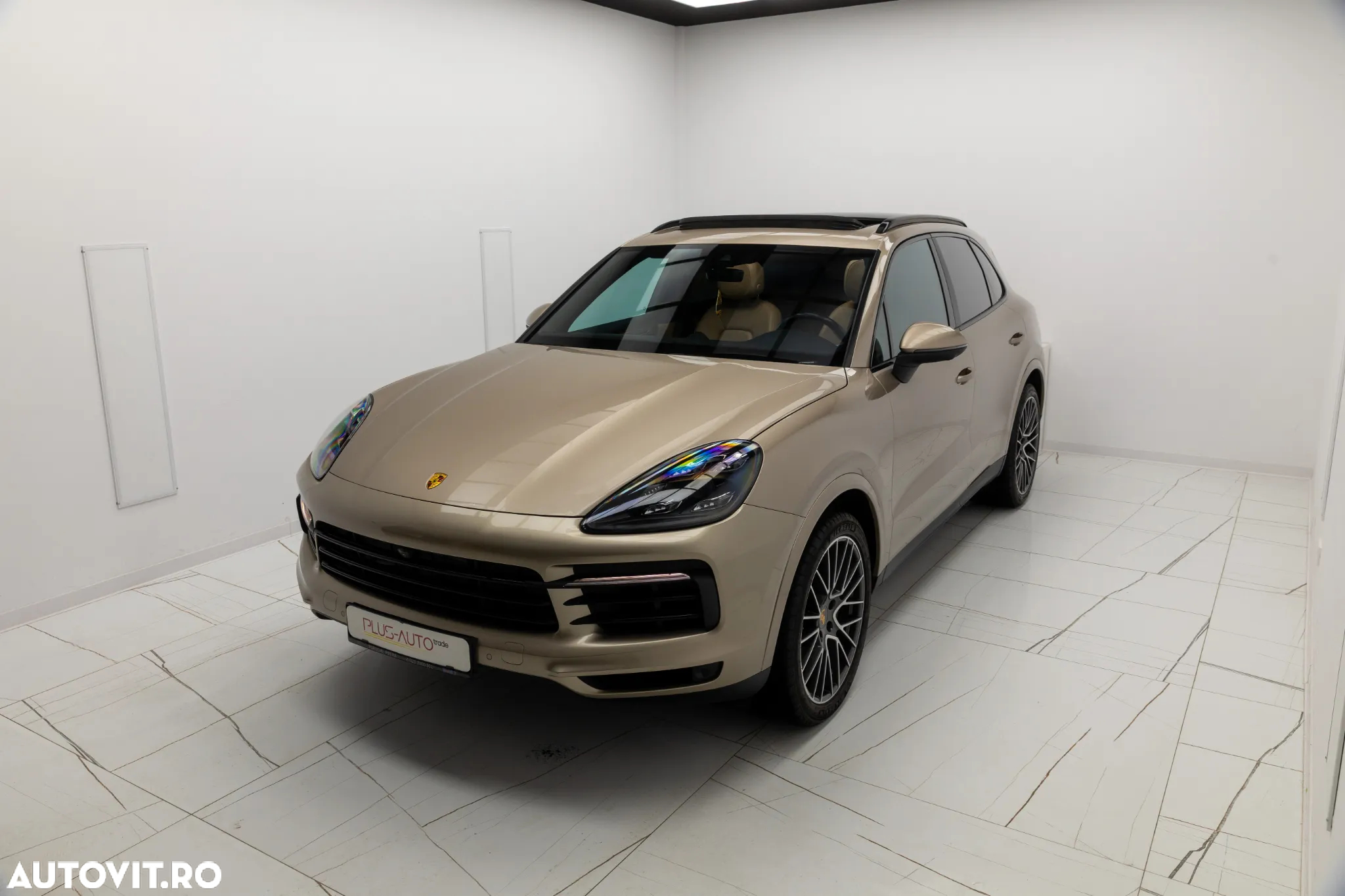 Porsche Cayenne S - 4
