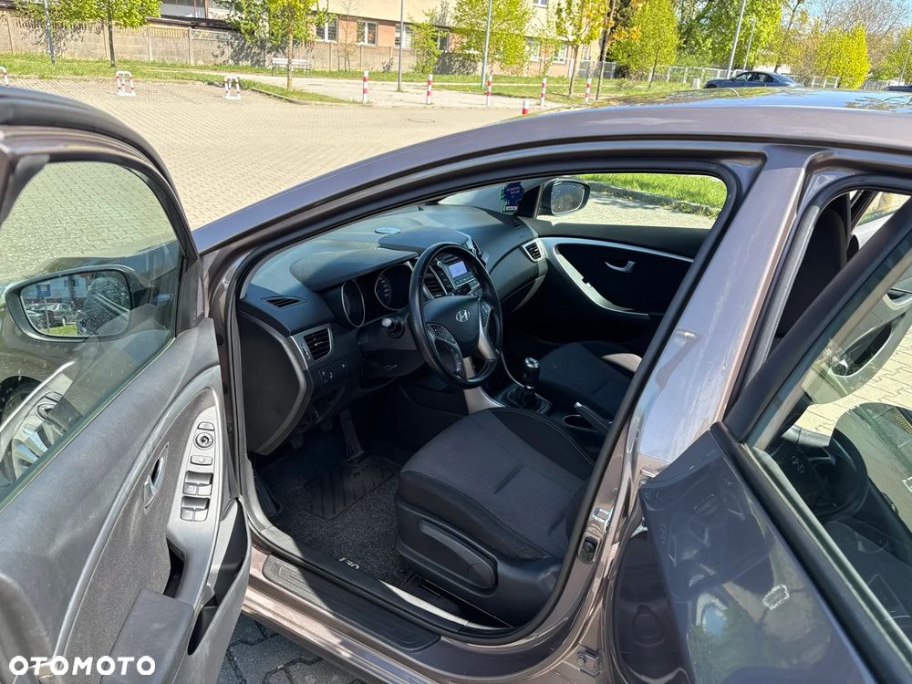 Hyundai i30 1.6 CRDi Comfort - 12