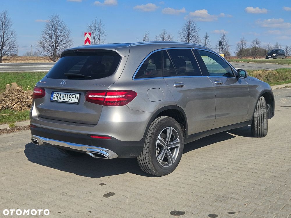 Mercedes-Benz GLC 300 4Matic 9G-TRONIC - 38