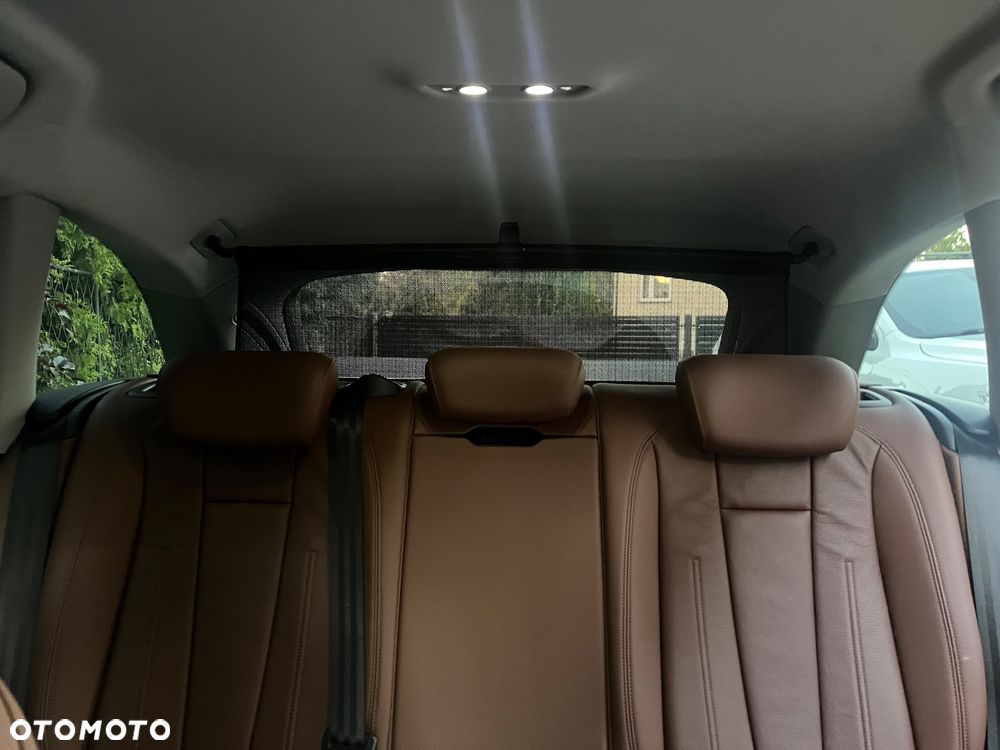 Audi A4 Avant 35 TFSI S tronic S line - 11
