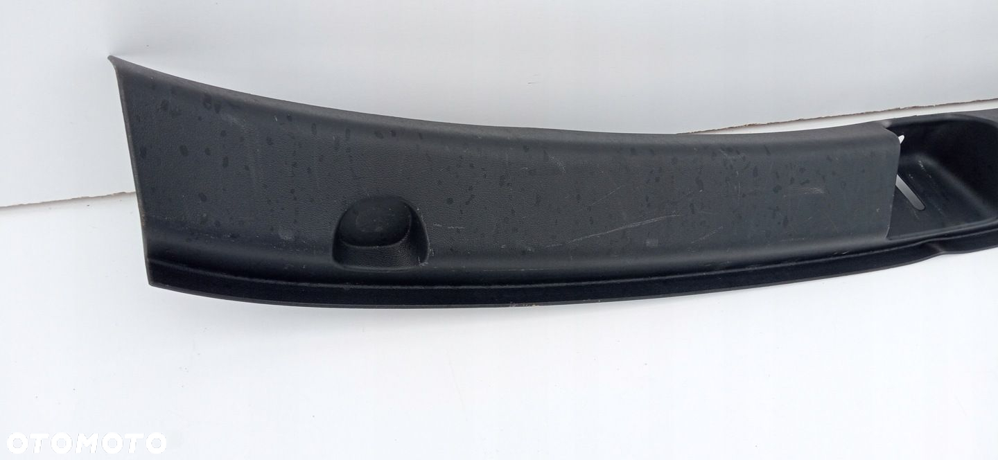 TESLA MODEL Y 20- NAKŁADKA LISTWA OSŁONA PROGU BAGAŻNIKA 1494631-00-C - 5