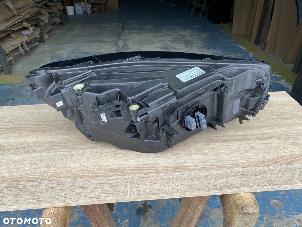LAMPA PRZEDNIA LEWA VOLVO XC40 LIFT PIXEL 32140402 - 5