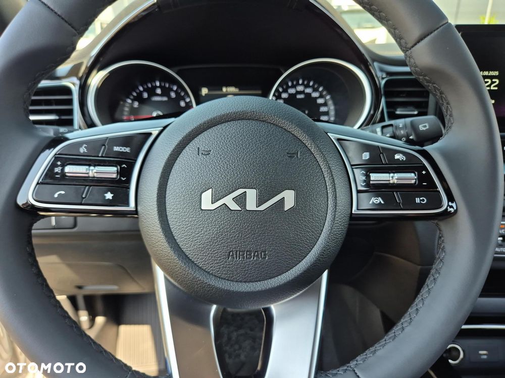 Kia XCeed 1.6 T-GDI Tribute DCT - 22