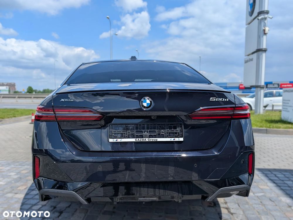 BMW Seria 5 520d mHEV - 7