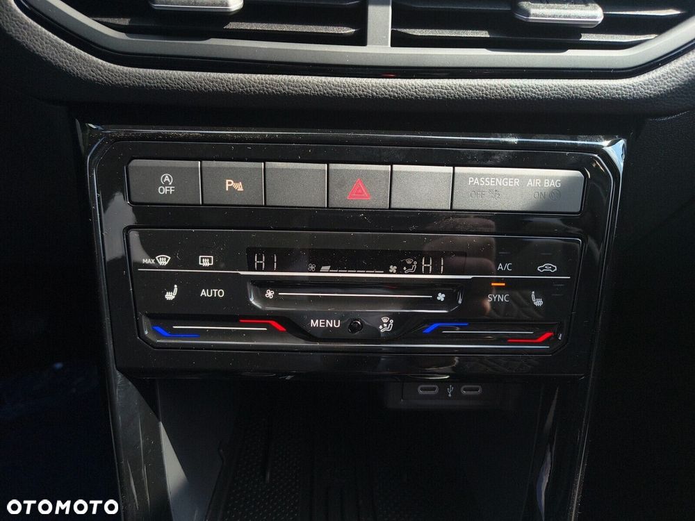 Volkswagen T-Cross 1.0 TSI Life Plus - 17