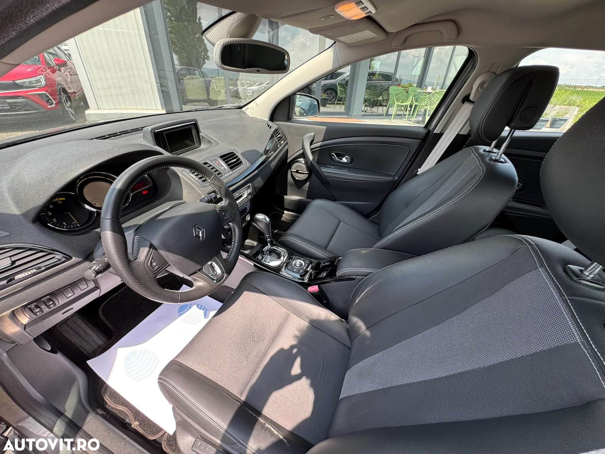 Renault Megane dCi 110 FAP EDC Bose Edition - 14