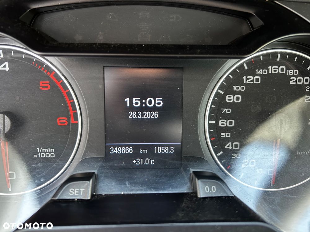 Audi A4 Avant 2.0 TDI - 7