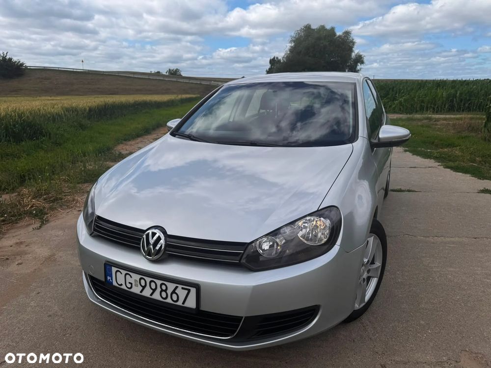 Volkswagen Golf - 25