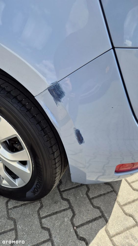 Citroën C4 Picasso e-HDi 115 ETG6 Attraction - 31