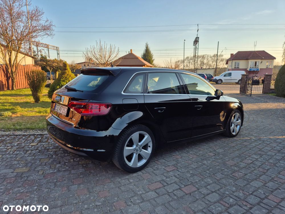 Audi A3 Sportback 2.0 TDI S tronic - 4