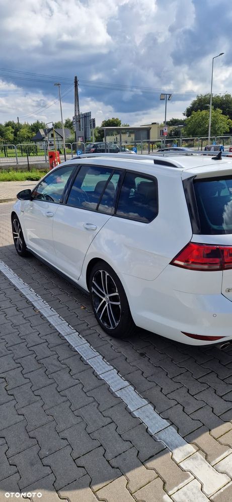 Volkswagen Golf 2.0 TDI BMT GTD - 1