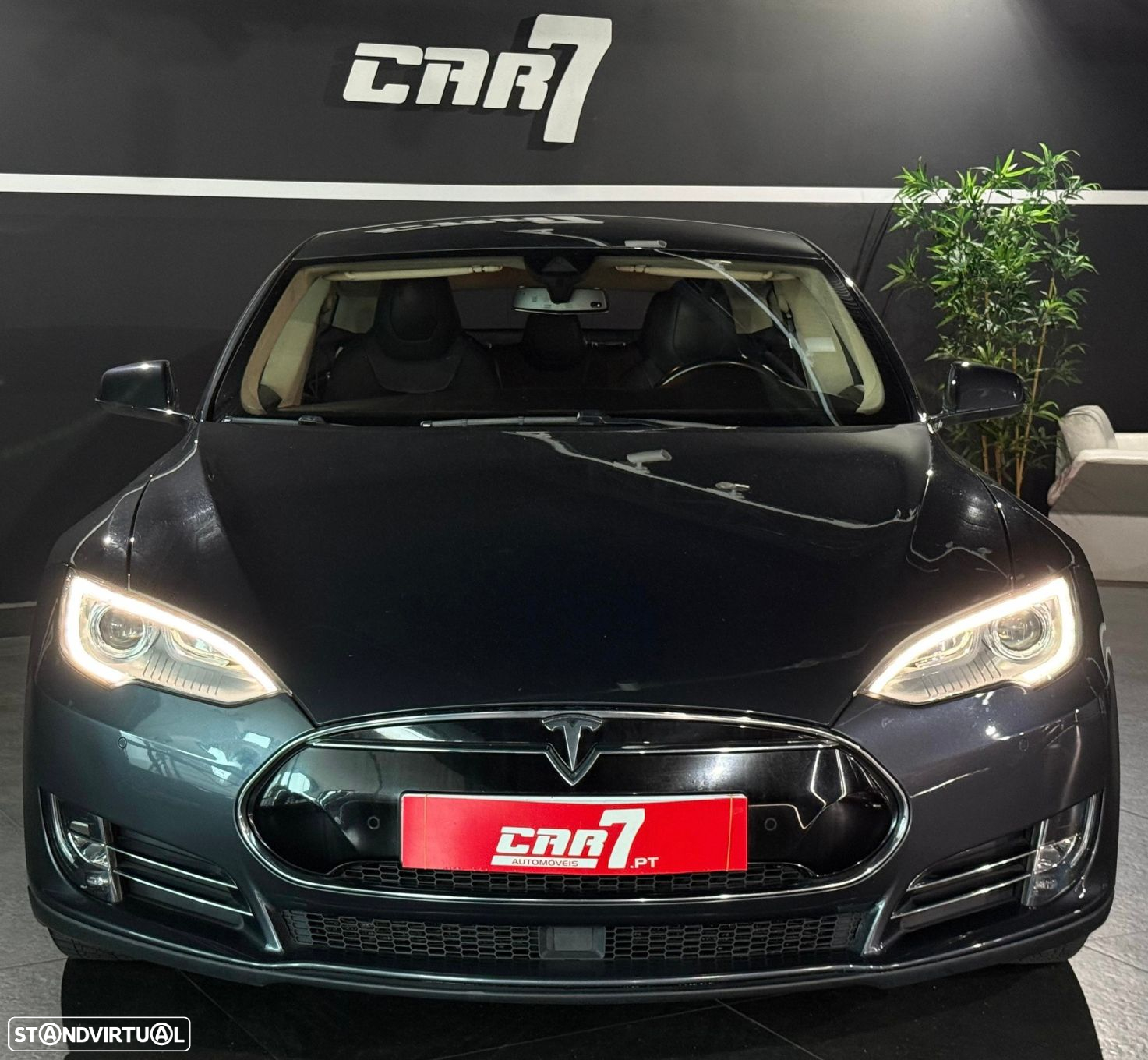 Tesla Model S 85D - 2