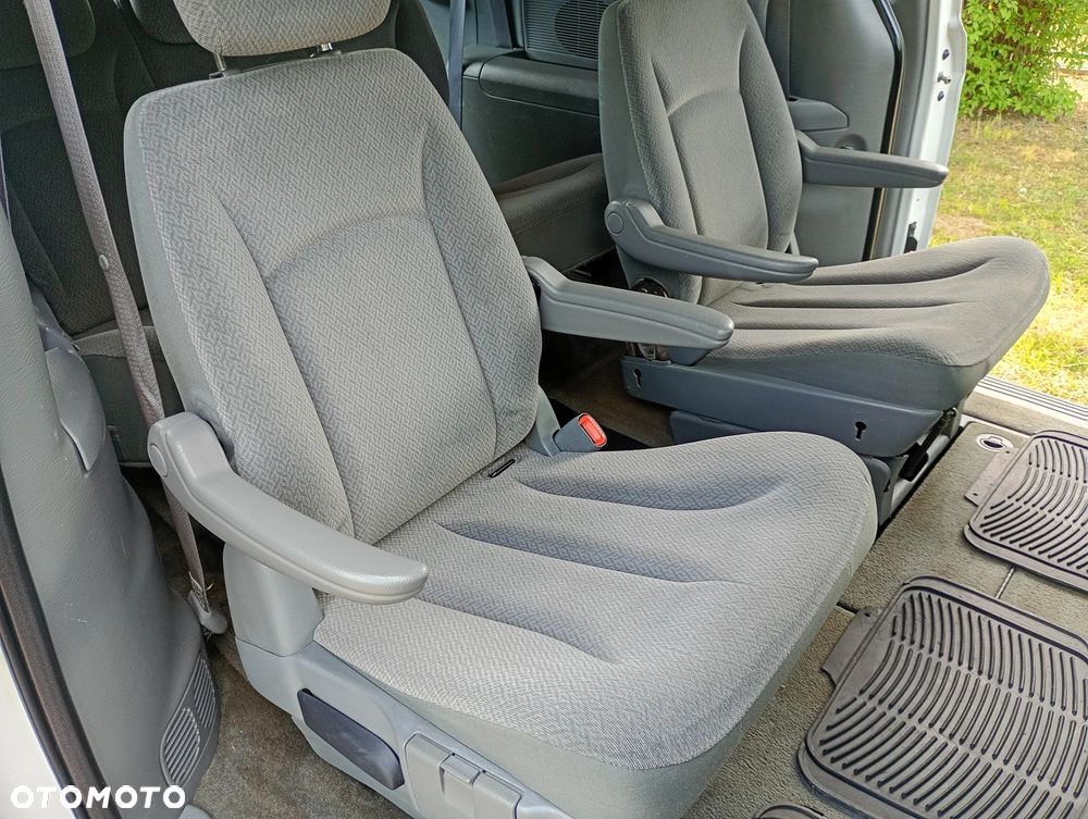 Dodge Grand Caravan 3.8 - 28