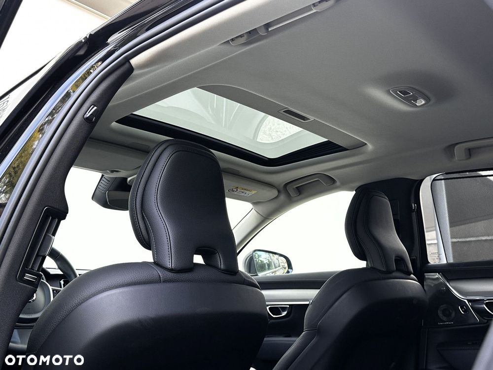Volvo S90 - 13