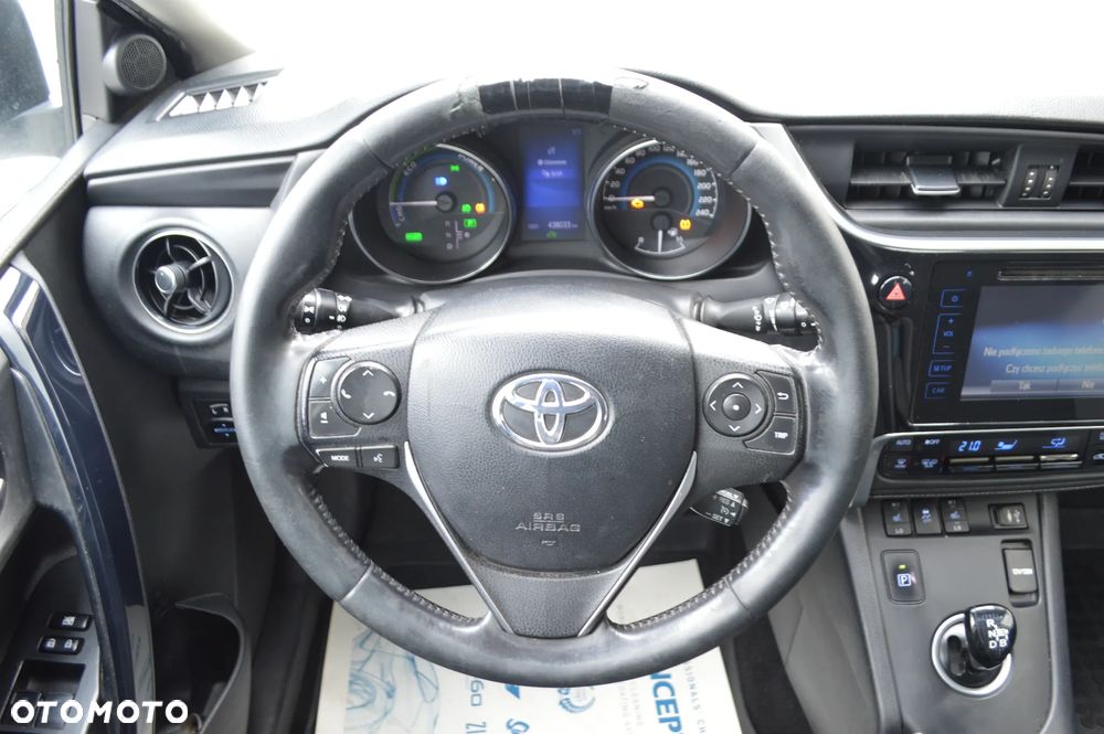 Toyota Auris 1.8 HSD Luna - 17