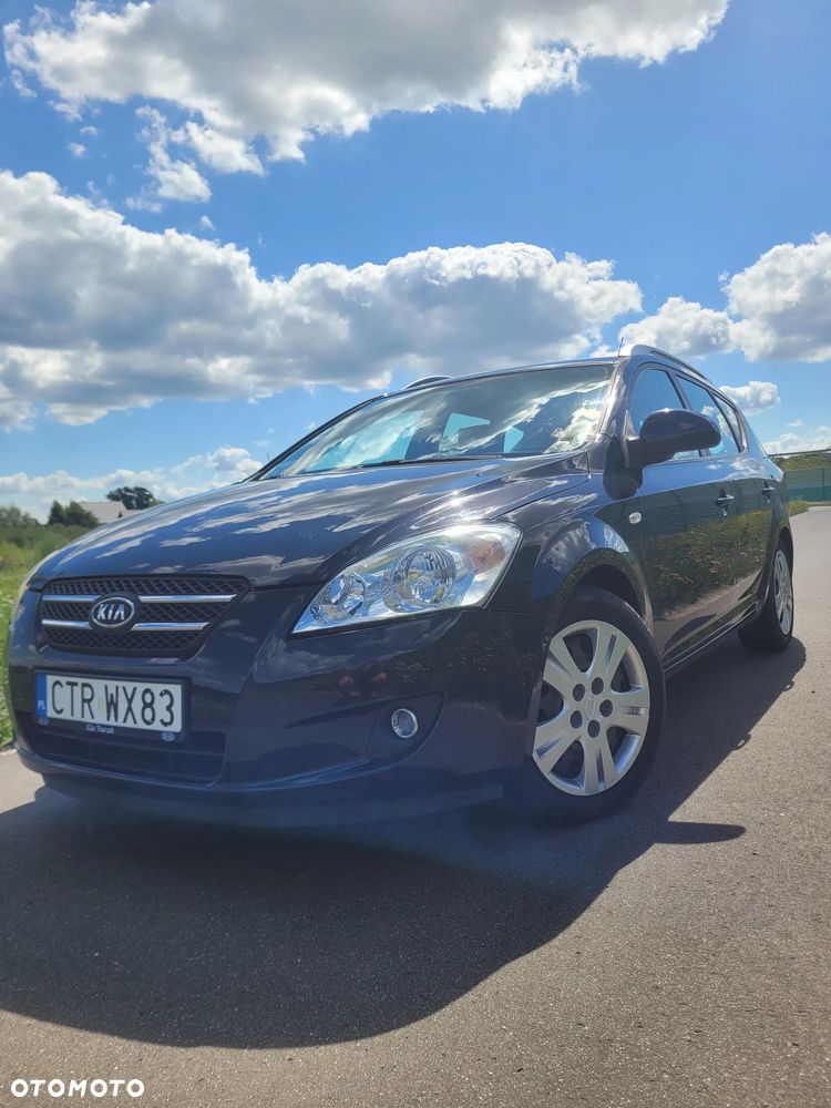 Kia Ceed 1.6 Crdi Comfort - 1
