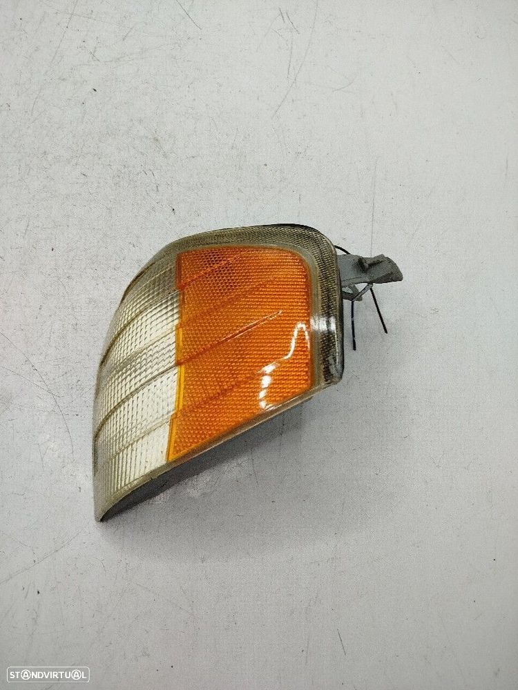 Farolim De Pisca Frente Esq Mercedes-Benz C-Class (W202) - 1