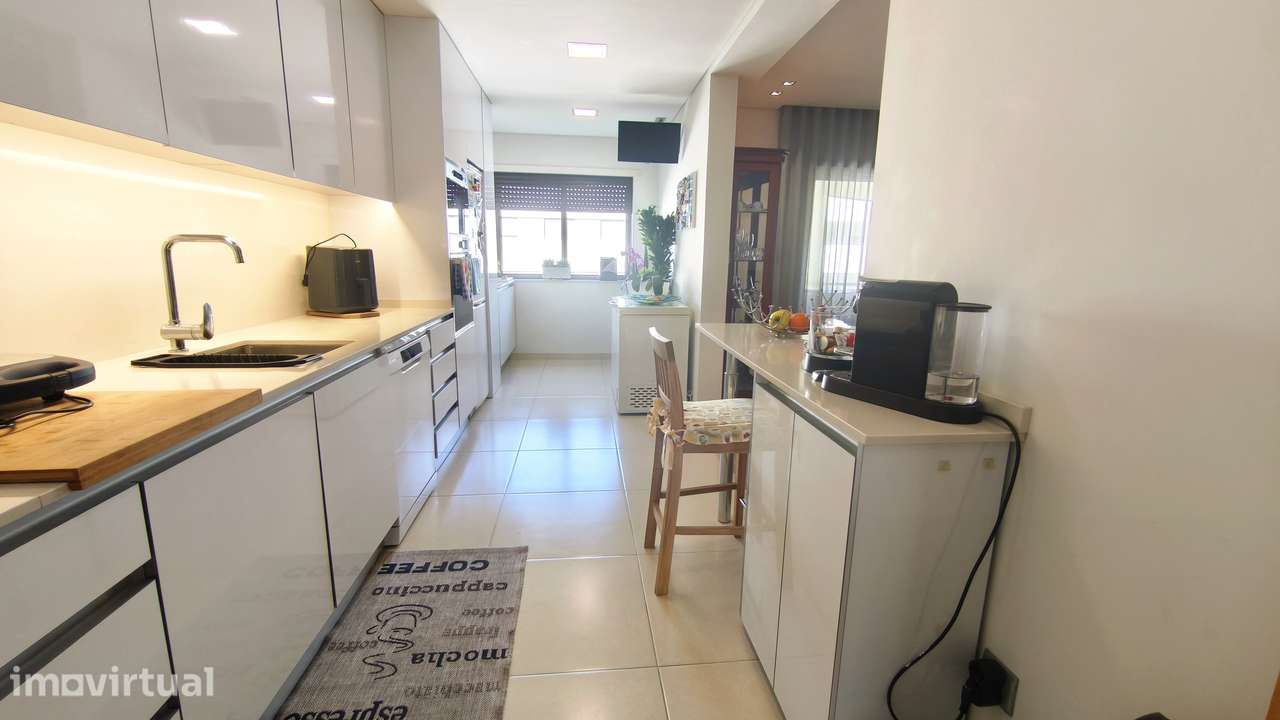 Apartamento T3 "Como Novo" C/ 138 m2 área total em Maximinos - Braga - Grande imagem: 3/28
