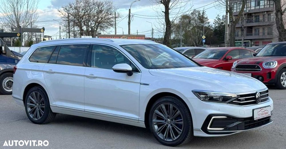 VOLKSWAGEN Passat 2020 — imagine 11