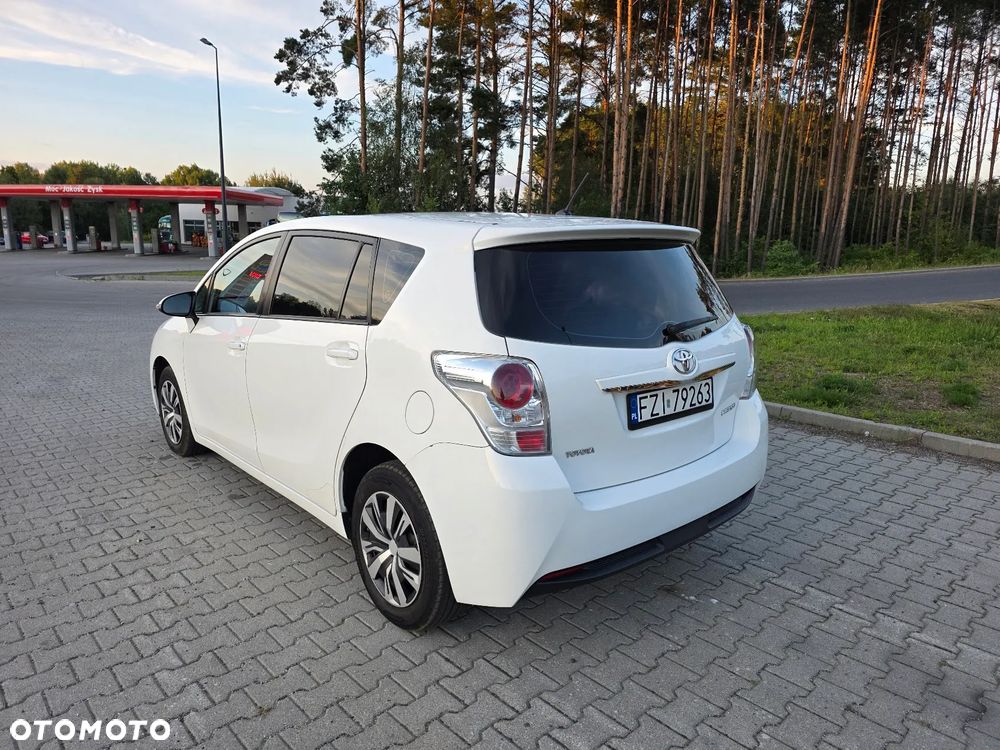 Toyota Verso 1.6 D-4D Active - 4