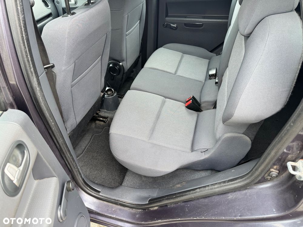 Mitsubishi Colt - 36