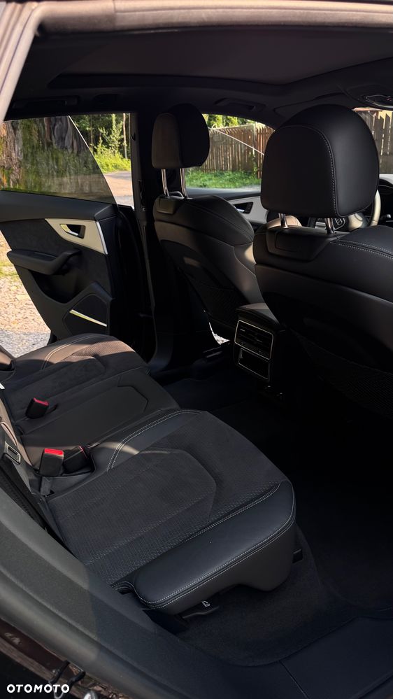 Audi Q8 55 TFSI mHEV Quattro Tiptronic - 7