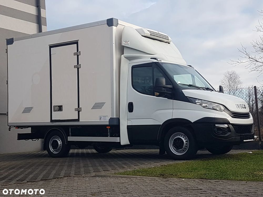 Iveco DAILY 6EP CHŁODNIA MROŹNIA IZOTERMA AGREGAT THERMO KING V-200 MAX GRZANIE ZASILANIE Z SILNIKA + ELEKTRYCZNE - 30