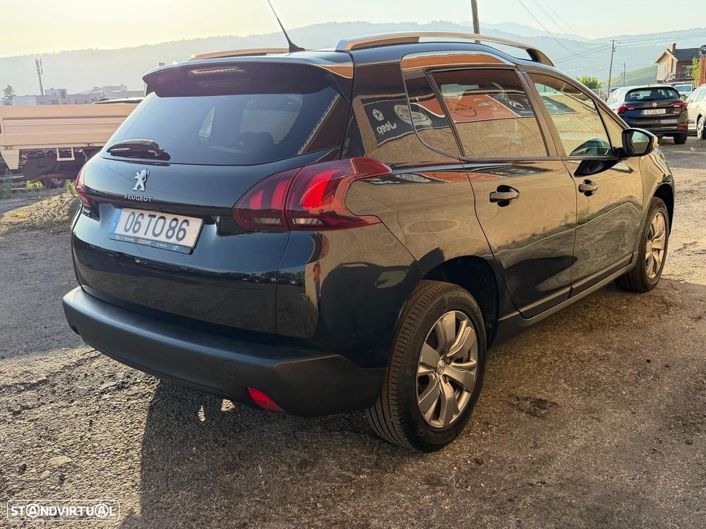 Peugeot 2008 1.6 BlueHDi Style - 11