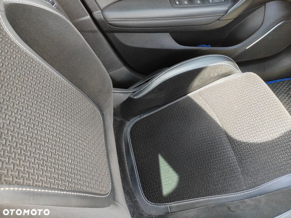 Renault Megane 1.2 Energy TCe Intens EDC - 21