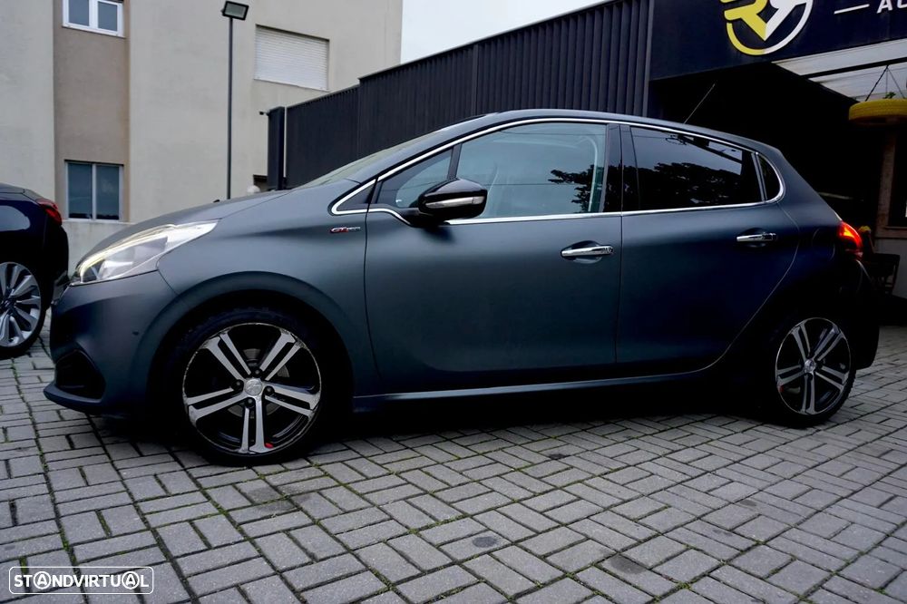 Peugeot 208 1.2 PureTech GT Line - 10