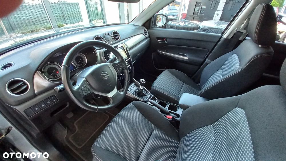 Suzuki Vitara 1.4 Boosterjet SHVS Premium 2WD - 16