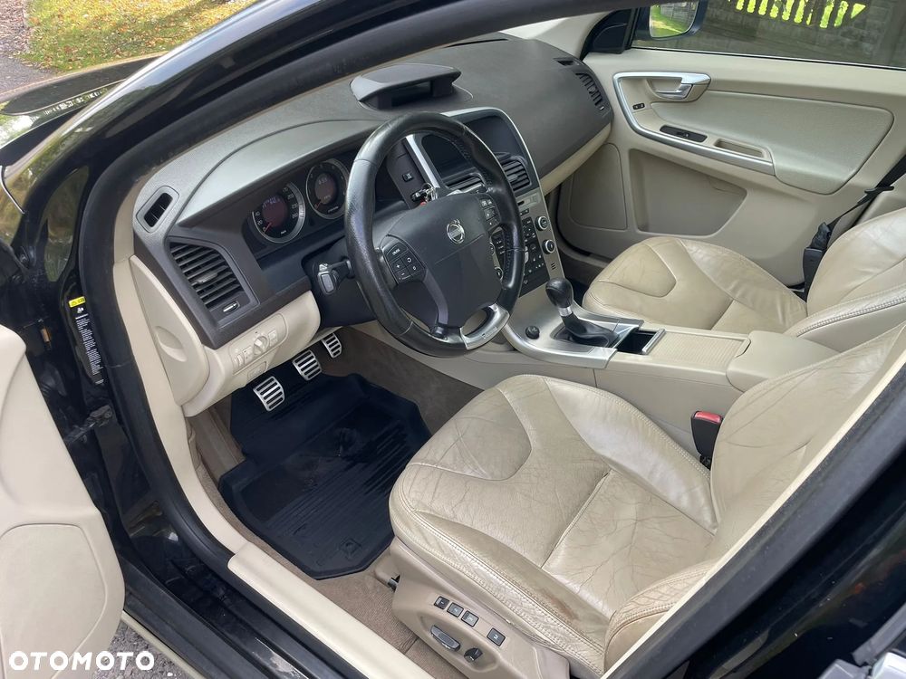 Volvo XC 60 D5 AWD Summum - 7