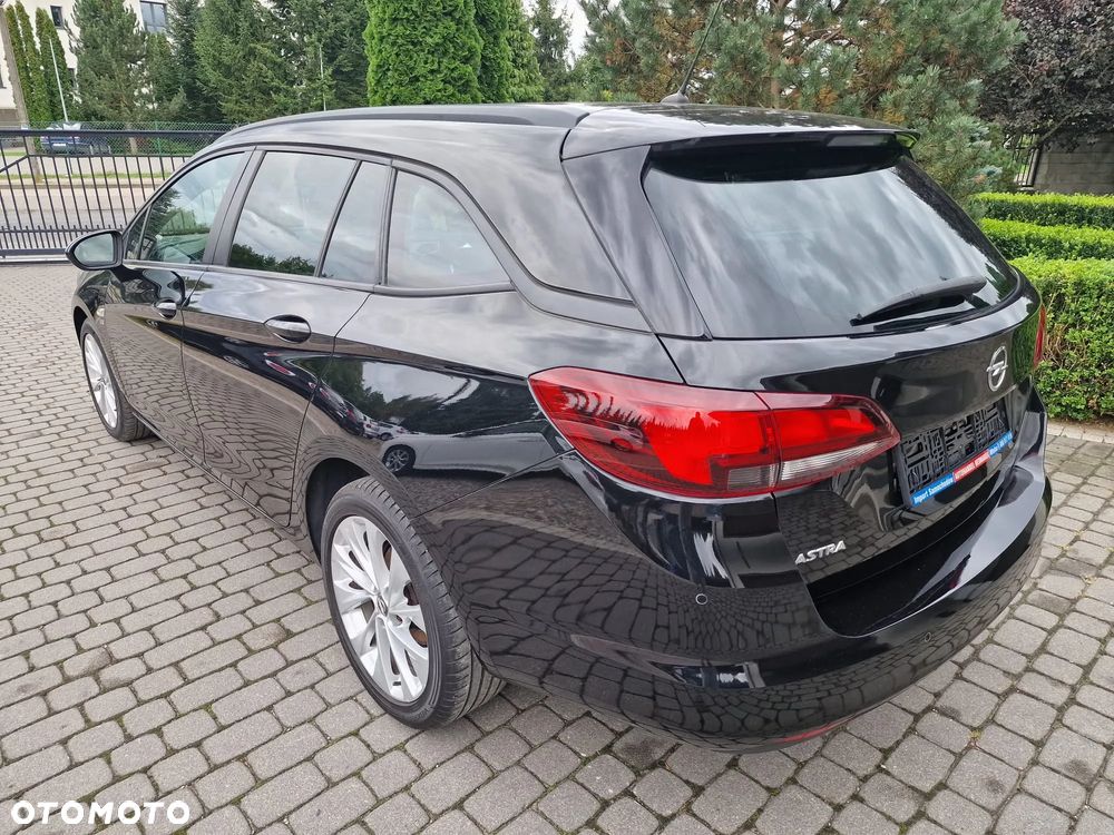 Opel Astra 1.4 Turbo 120 Jahre - 5