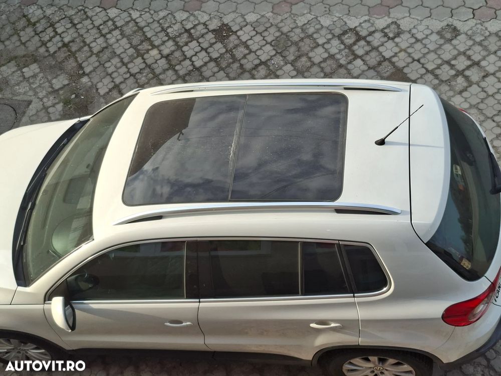 Volkswagen Tiguan - 12