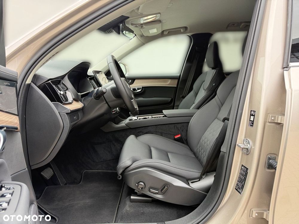 Volvo XC 90 - 12