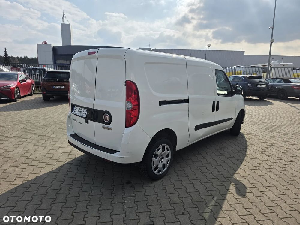 Fiat Doblo Maxi diesel 1,6 105KM blaszak 3 osobowy Krajowy FV23% - 4