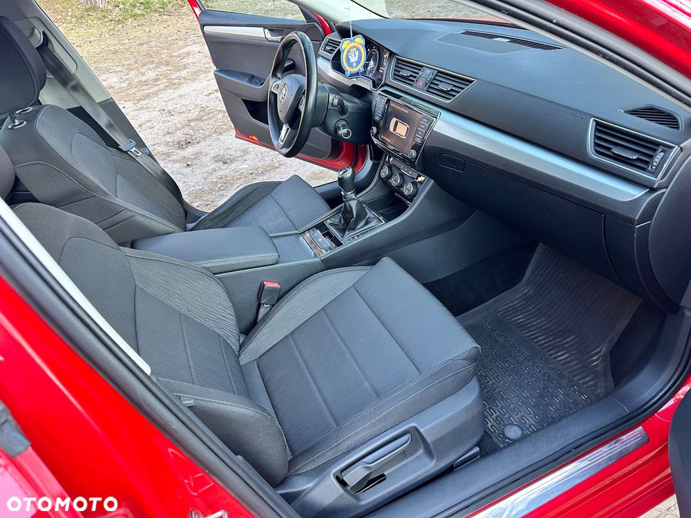 Skoda Superb 2.0 TDI Ambition - 22