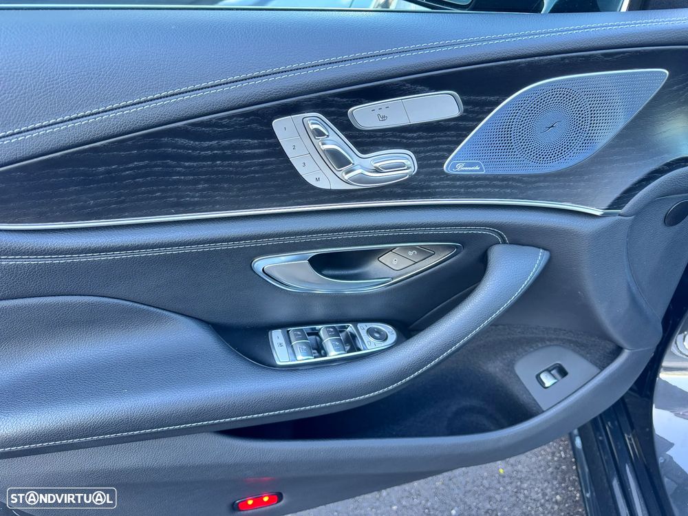 Mercedes-Benz CLS 400 d 4Matic AMG Line - 12