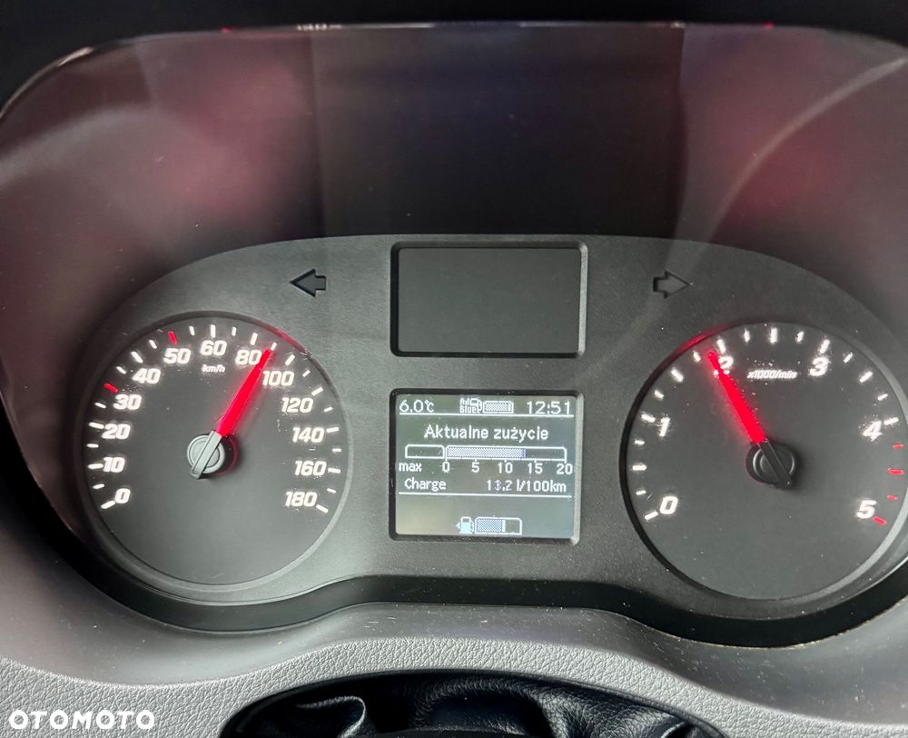 Mercedes-Benz Sprinter - 7