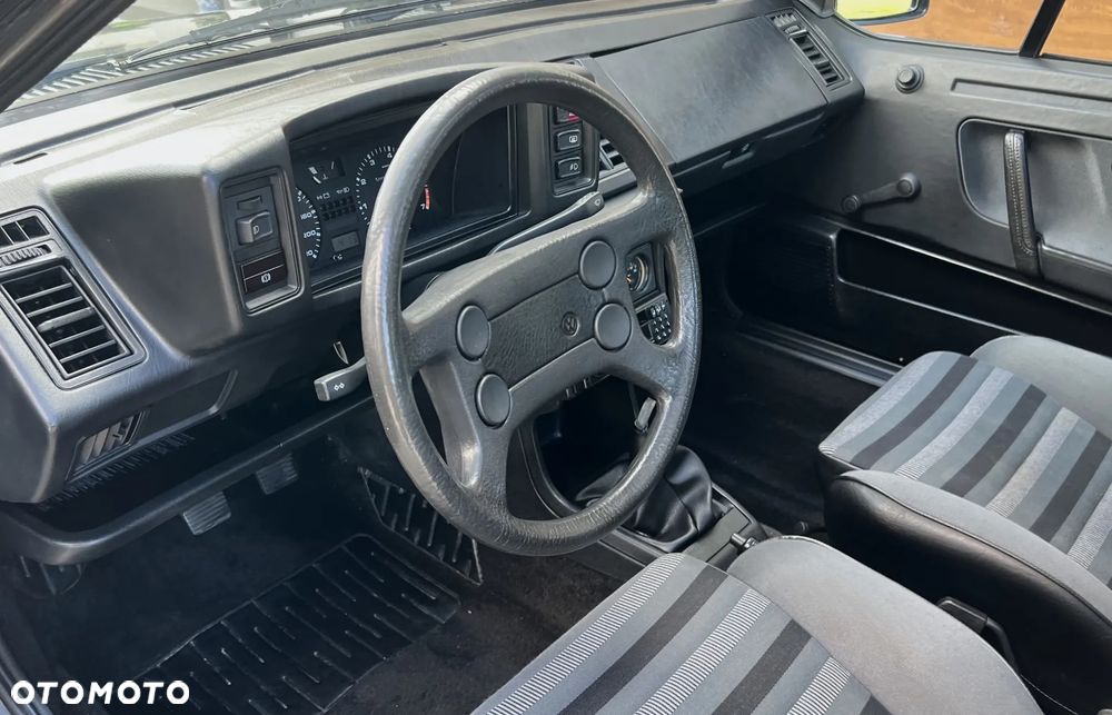 Volkswagen Scirocco - 11