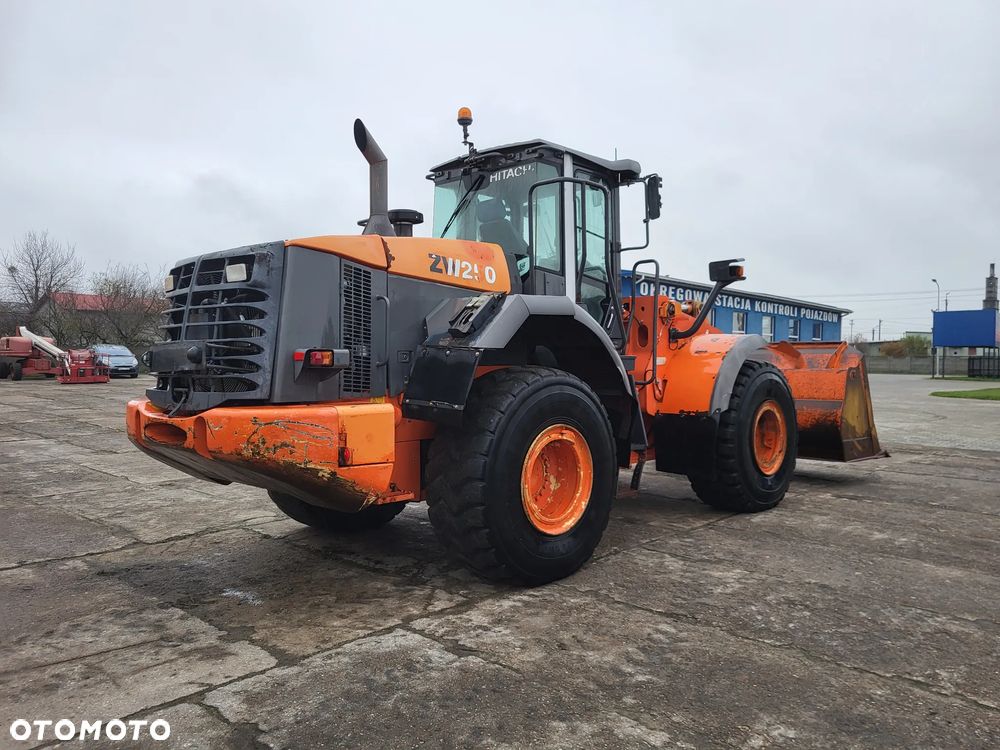 Hitachi ZW 250 spr z Niemiec 21000 kg - 6