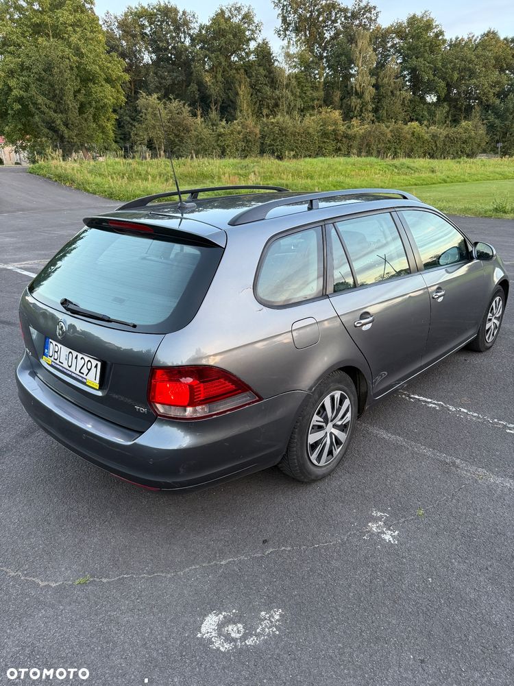 Volkswagen Golf 1.6 TDI Comfortline - 10