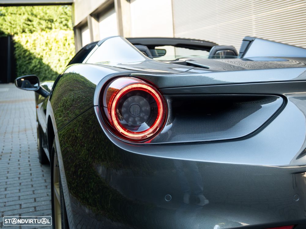 Ferrari 488 GTB Spider - 23