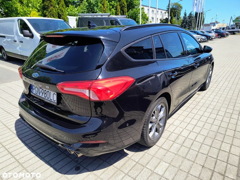 Ford Focus 1.0 EcoBoost ST-Line ASS PowerShift - 6