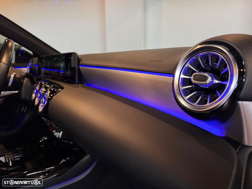 Mercedes-Benz A 35 AMG Limousine 4Matic - 41