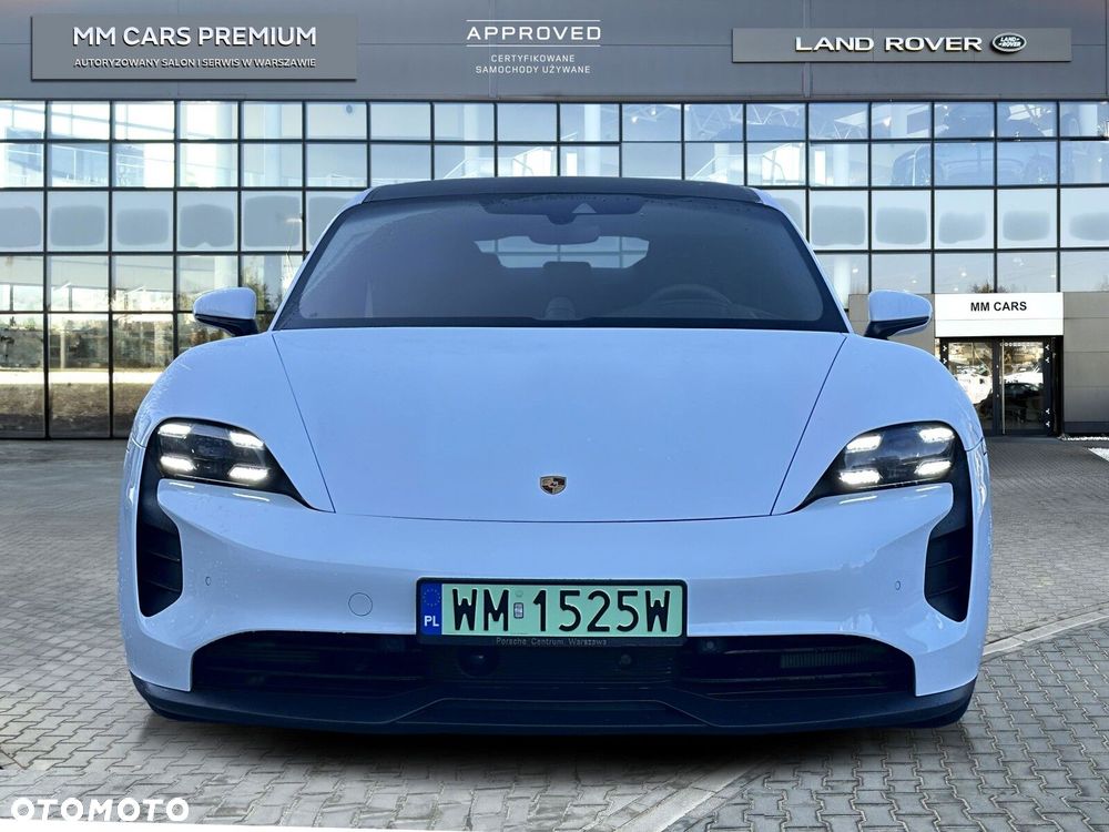 Porsche Taycan - 9