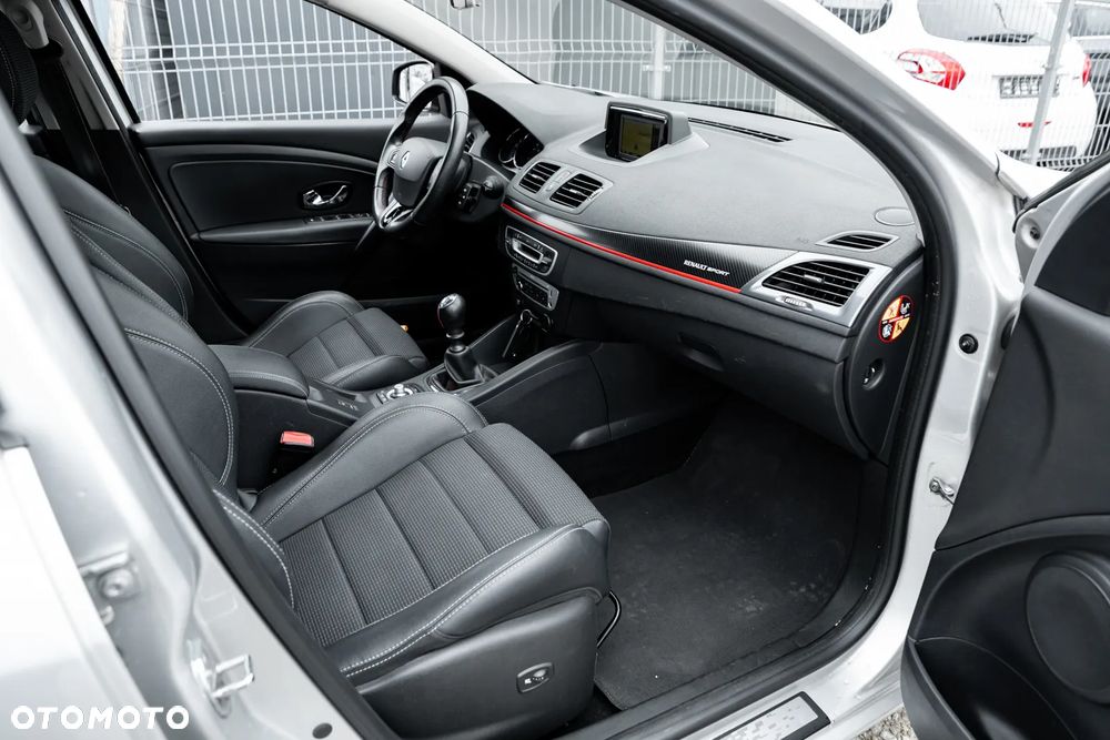 Renault Megane TCe 220 Start & Stop GTline 220 - 25